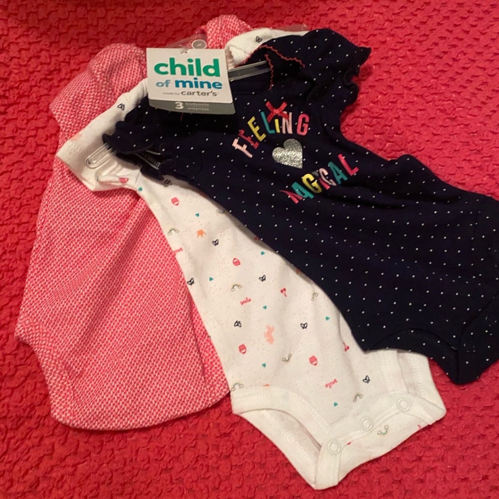 NWT Newborn 3 pcs. Onsies